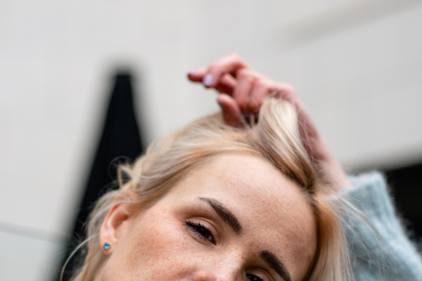 Common Winter Scalp Problems for Dyed Hair