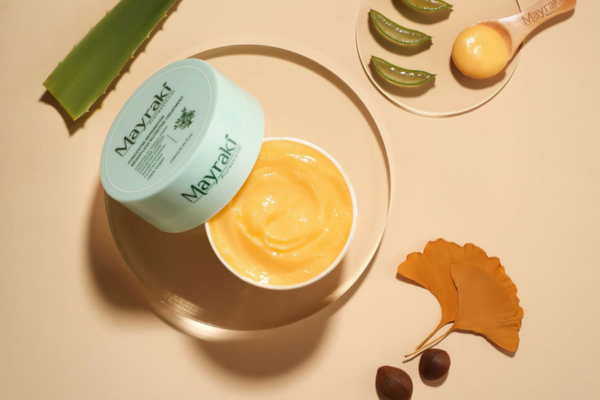 The Role of a Nutritive Hair Oil in Travel Routines: Mayraki Weightless Essential Oil Nutritive Treatment