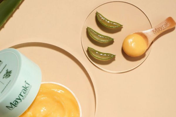 The Smart Nutritive Oil Routine for Thick Hair (Winter Travel Edition) The Smart Nutritive Oil Routine for Thick Hair (Winter Travel Edition)